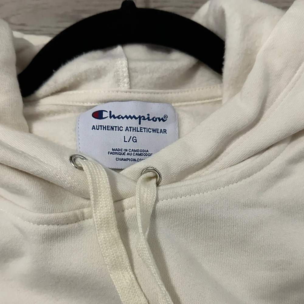Champion Off-White Hoodie with Classic Logo - Picture 2 of 4